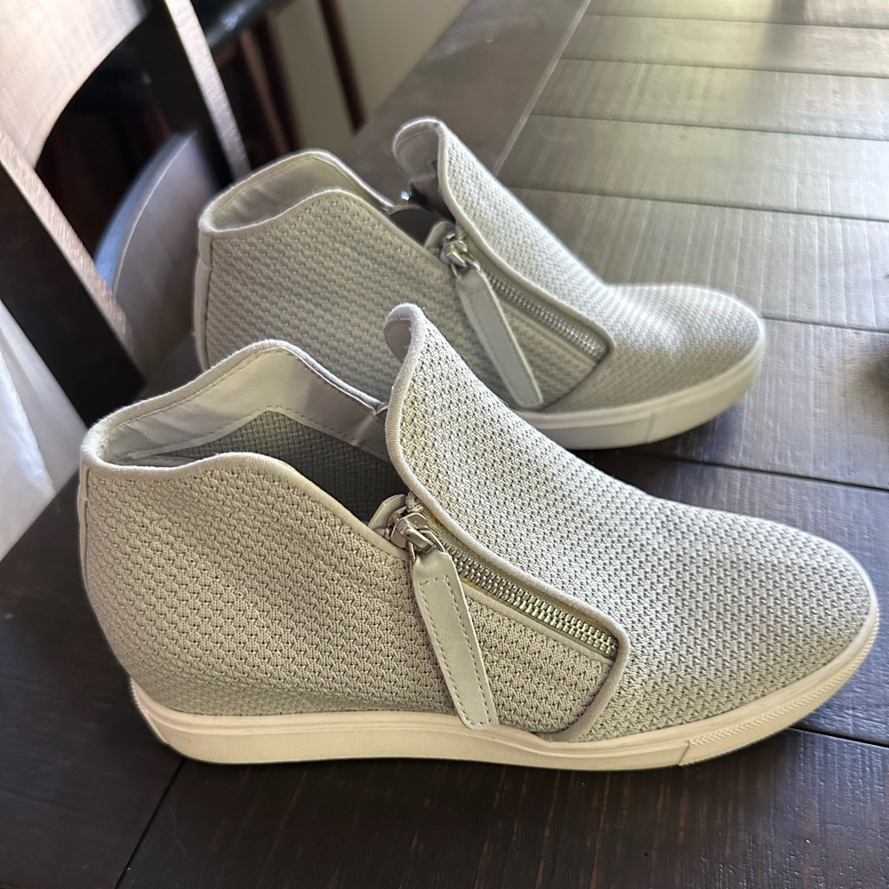 Steve Madden grey wedge sneakers, 9.5 - EUC